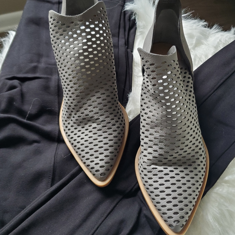 Women's Ankle Booties